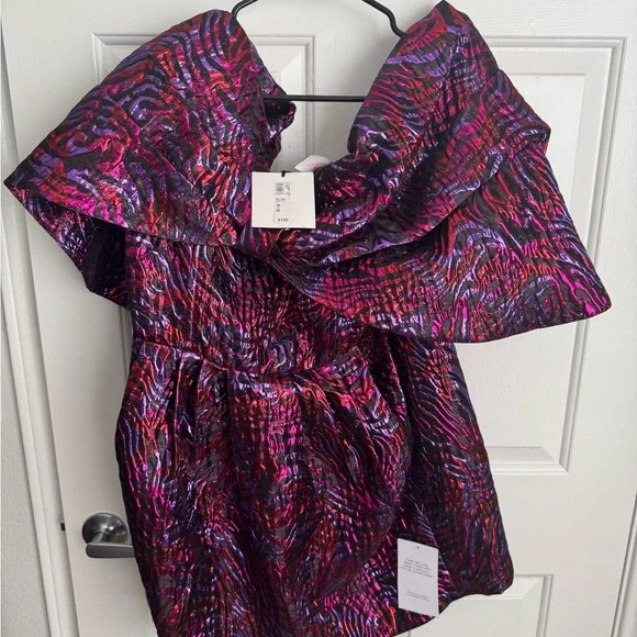 River Island Pink and Black Swirl Dress - Picture 2 of 2